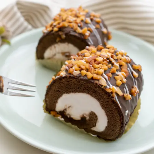 ChocoMani-Cake-Roll.webp